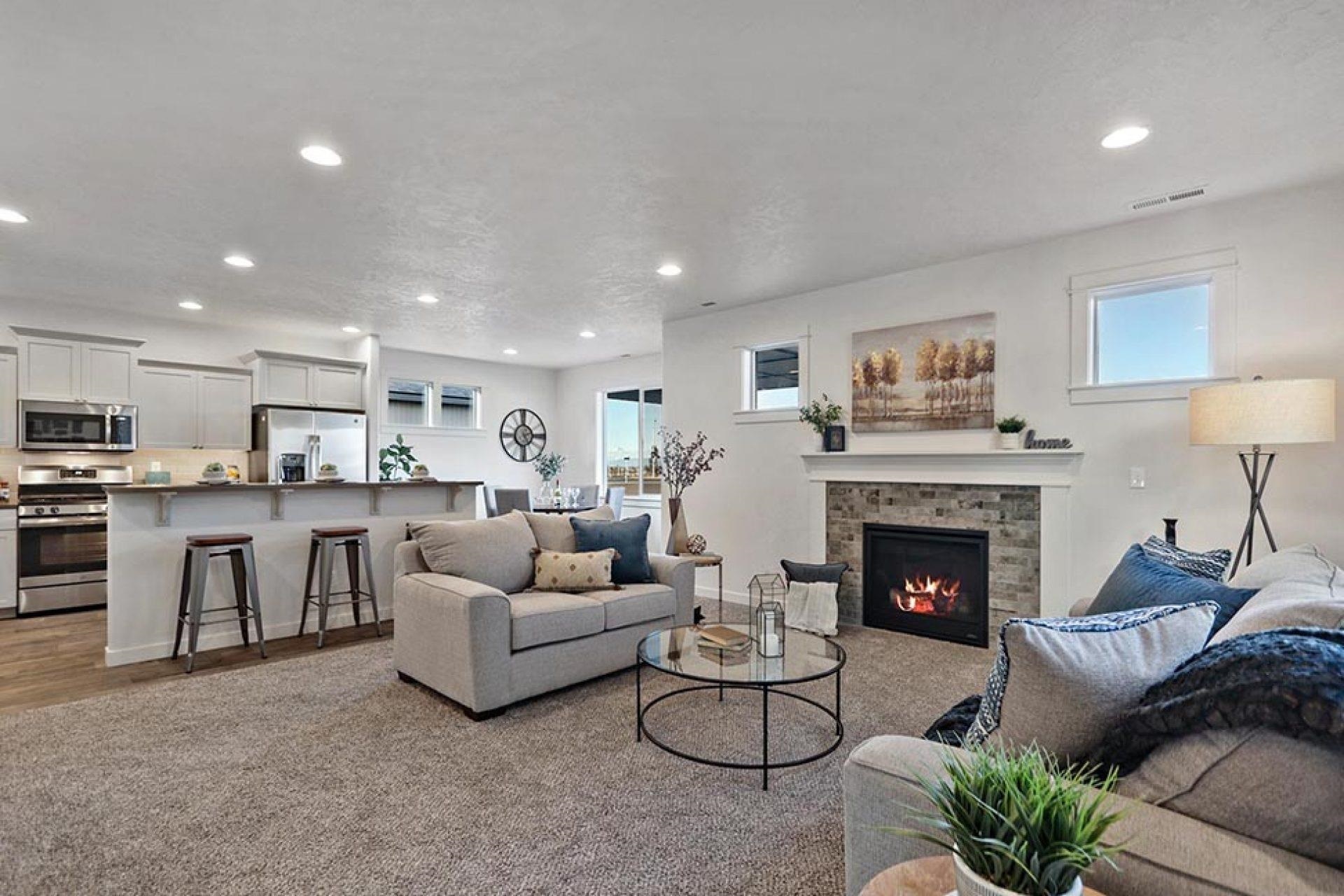 Property Photo: 921 S Pillar Rock Dr 1/4 Middleton WA 99224