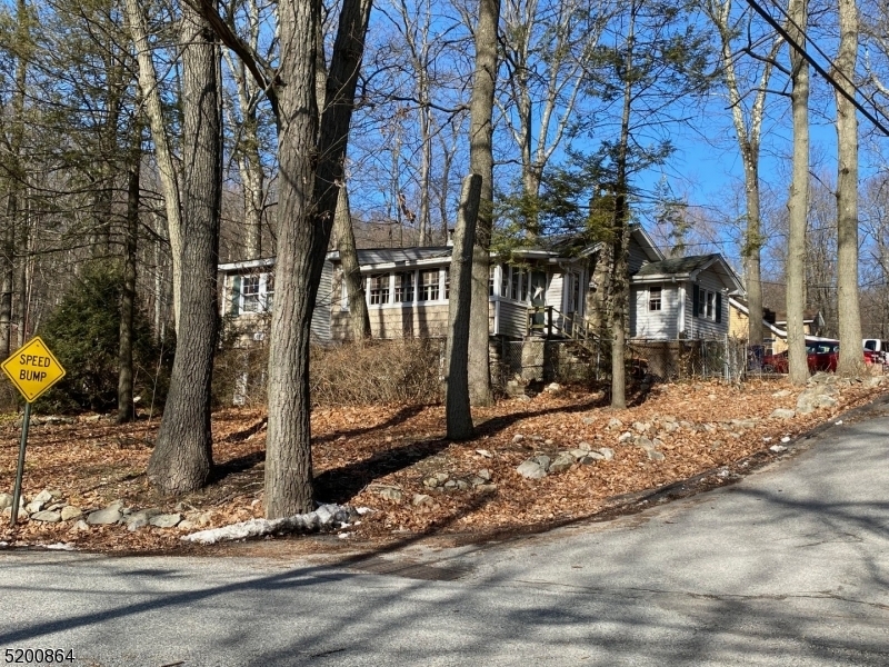 Property Photo:  45 Lakeside Dr  NJ 07422 