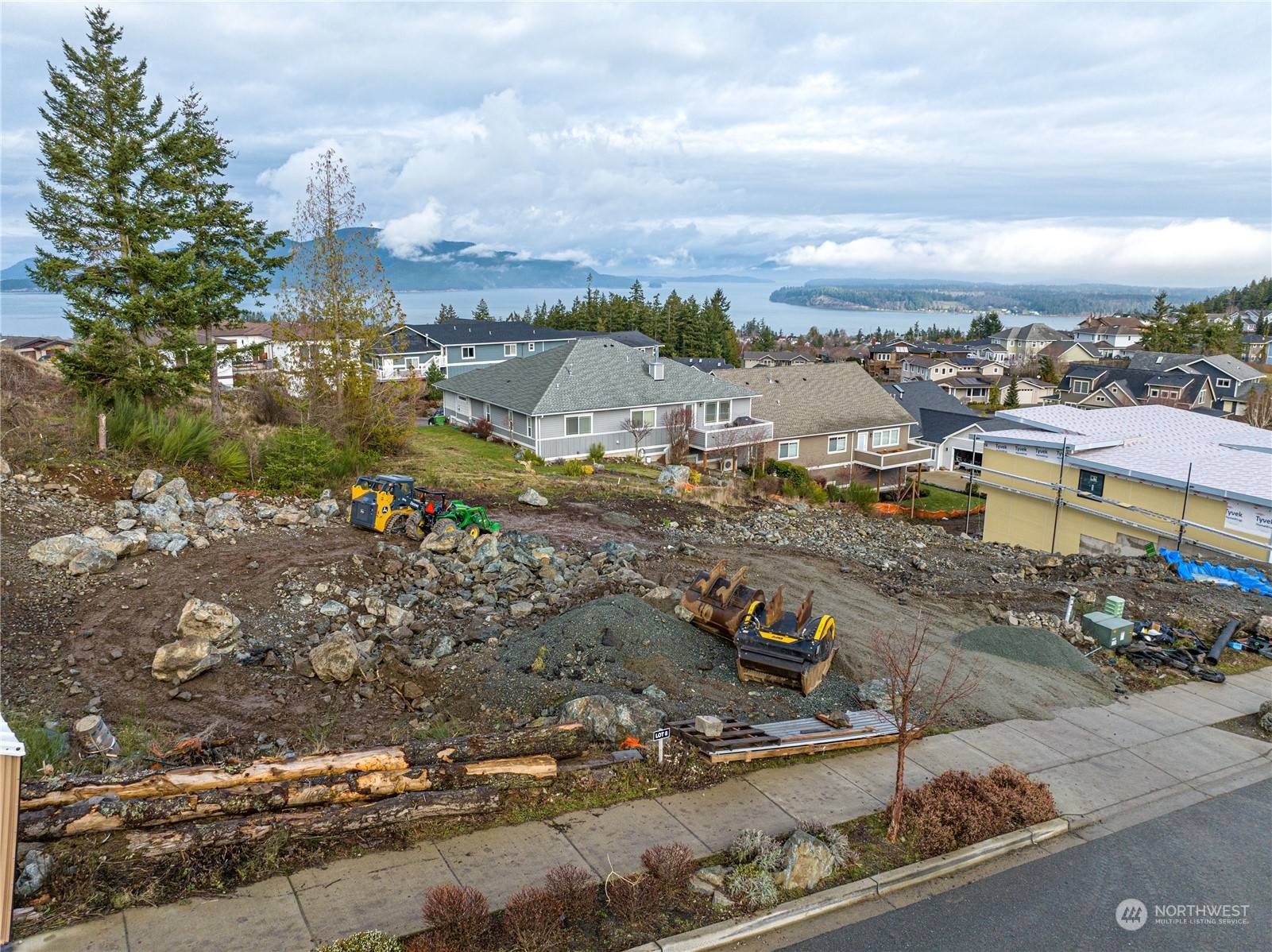 3951 Rock Ridge Parkway  Anacortes WA 98221 photo