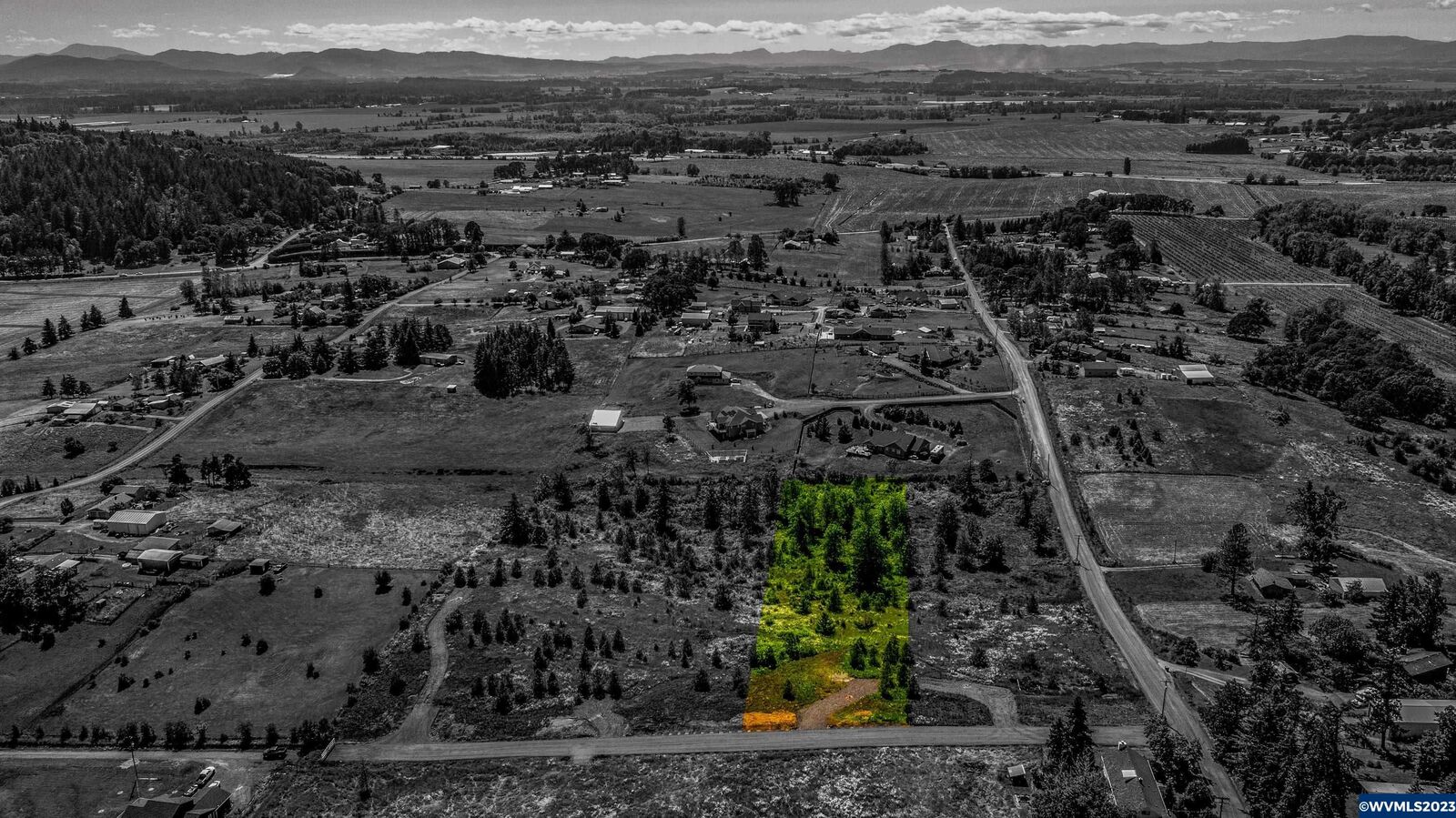 Property Photo:  12061  Happy Wy SE  OR 97352 