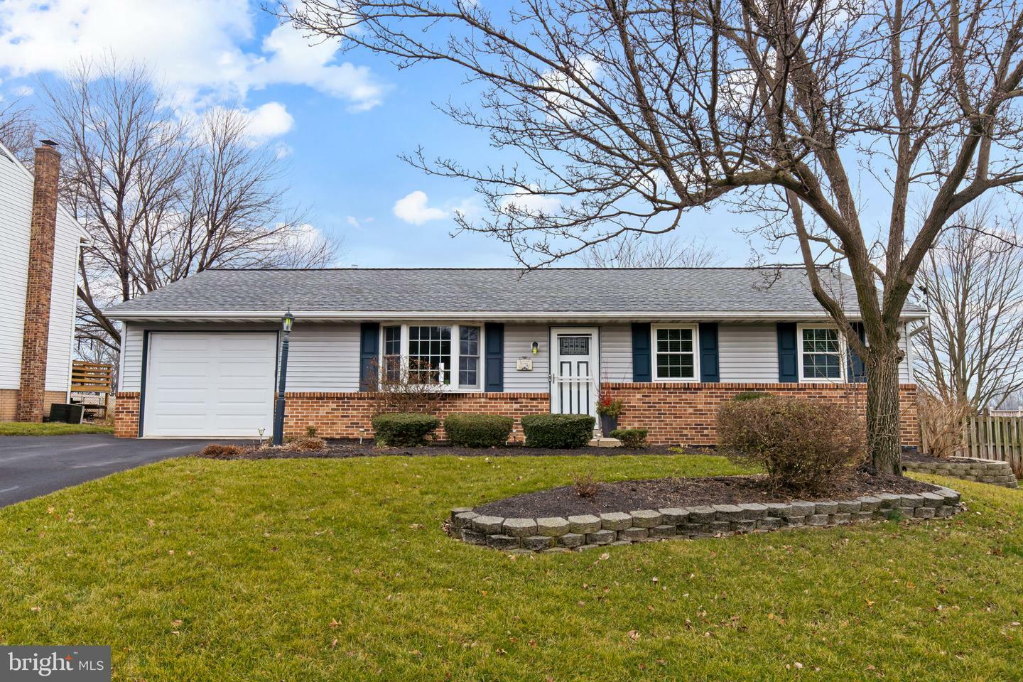 Property Photo:  3085 Todd Lane  PA 17601 