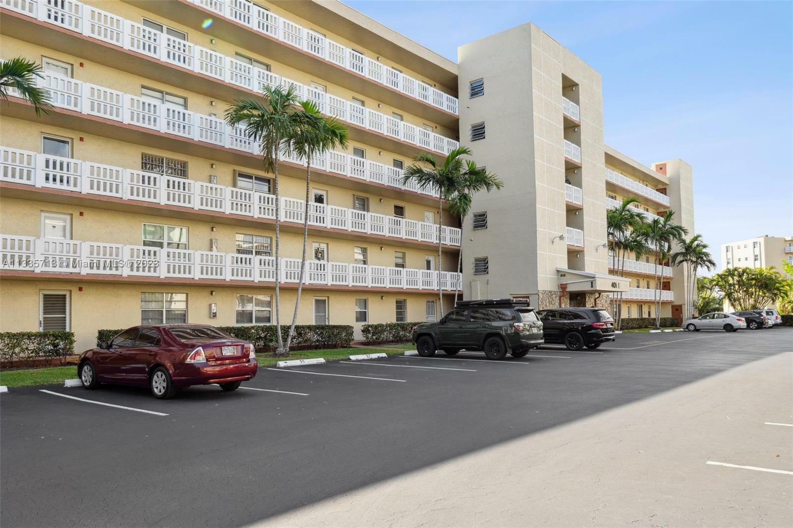 Property Photo:  401 SE 3rd St 601  FL 33004 