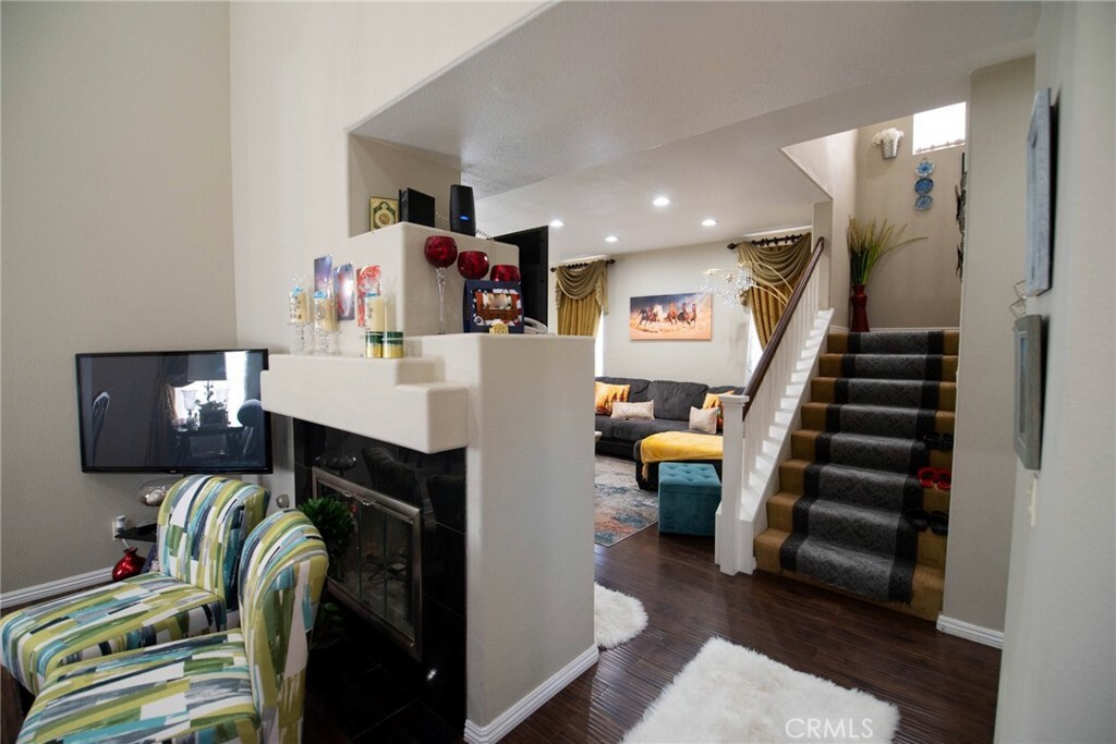 Property Photo: 997 S Dylan Way CA 92808