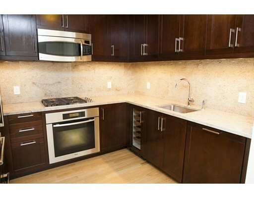 Property Photo:  400 Stuart St. #15F  MA 02116 