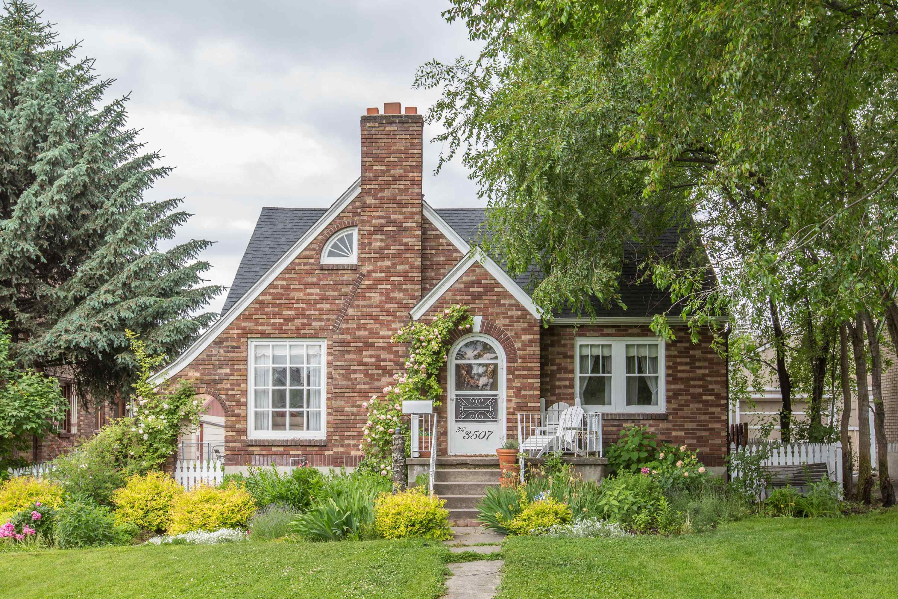 Property Photo: 3507 N Normandie St WA 99205