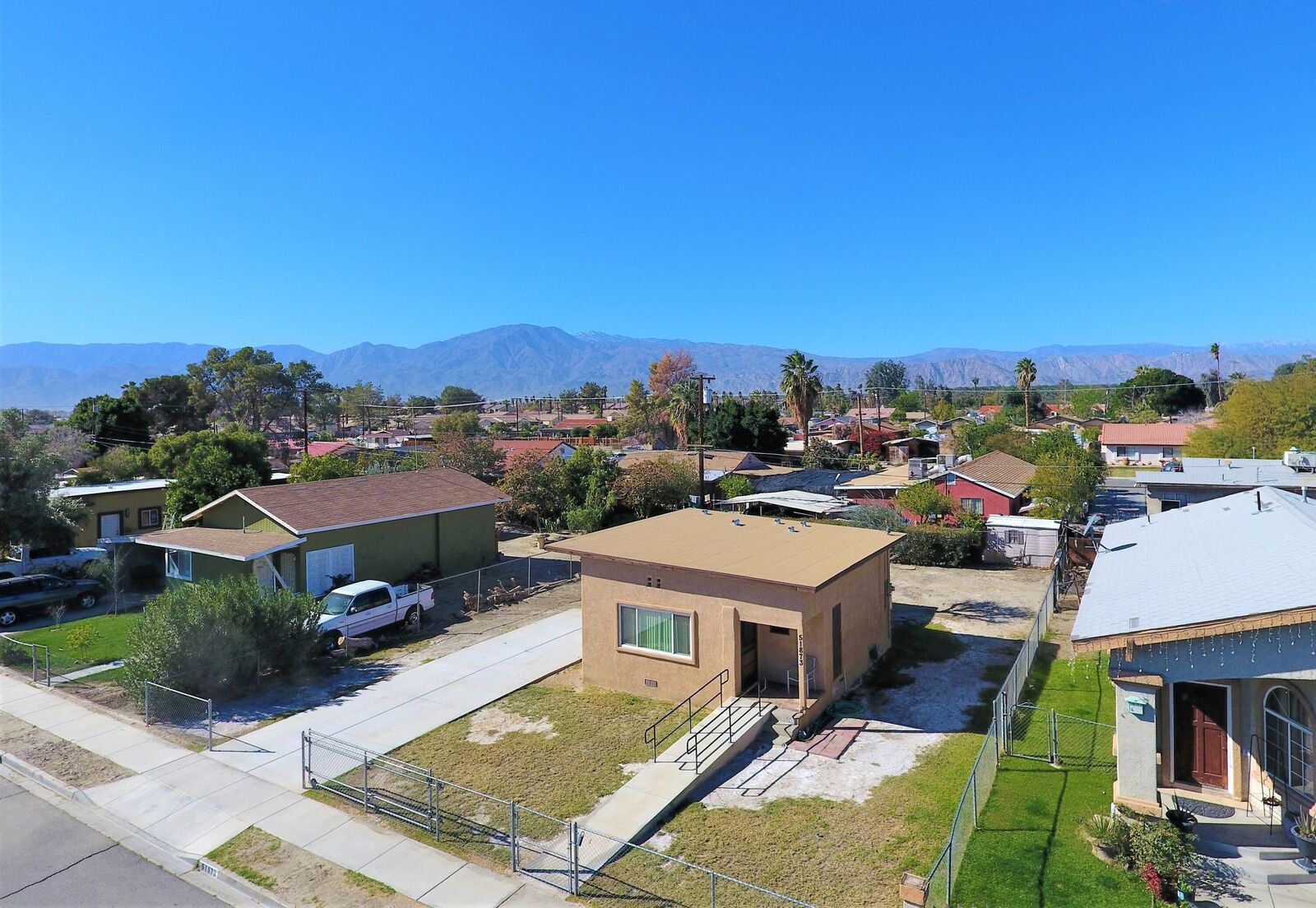 Property Photo: 51873 Calle Techa CA 92236