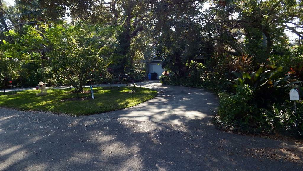 Property Photo:  6050 86th Avenue N  FL 33782 