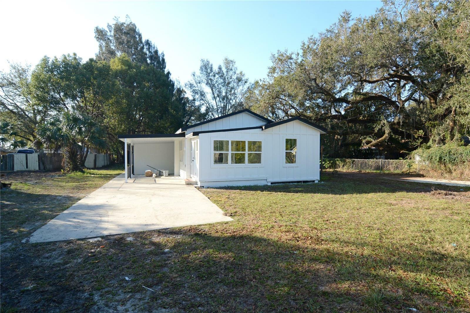 Property Photo:  323 Hibiscus Drive  FL 32773 