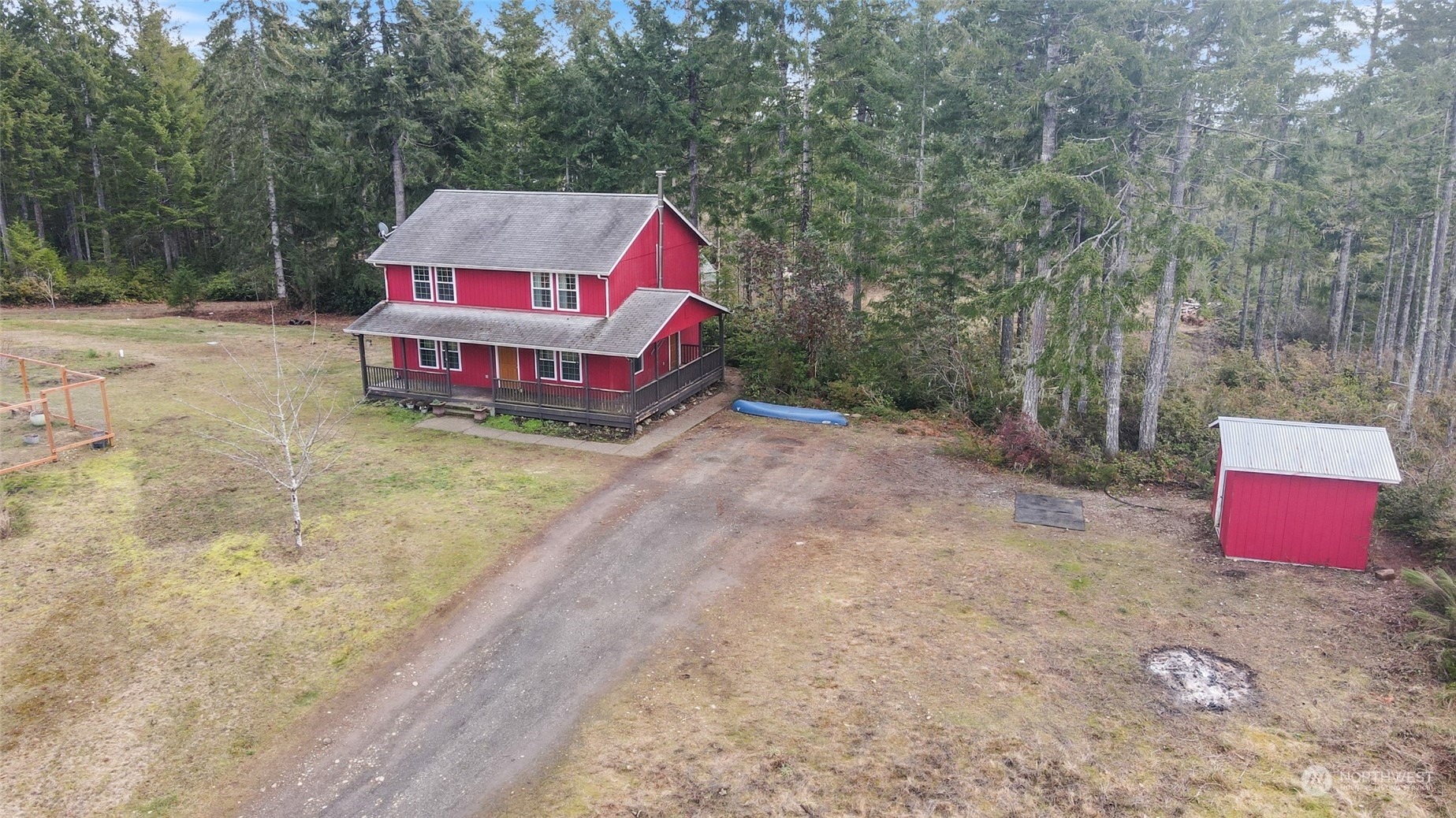 Property Photo:  101 E Mooreview Lane W  WA 98584 