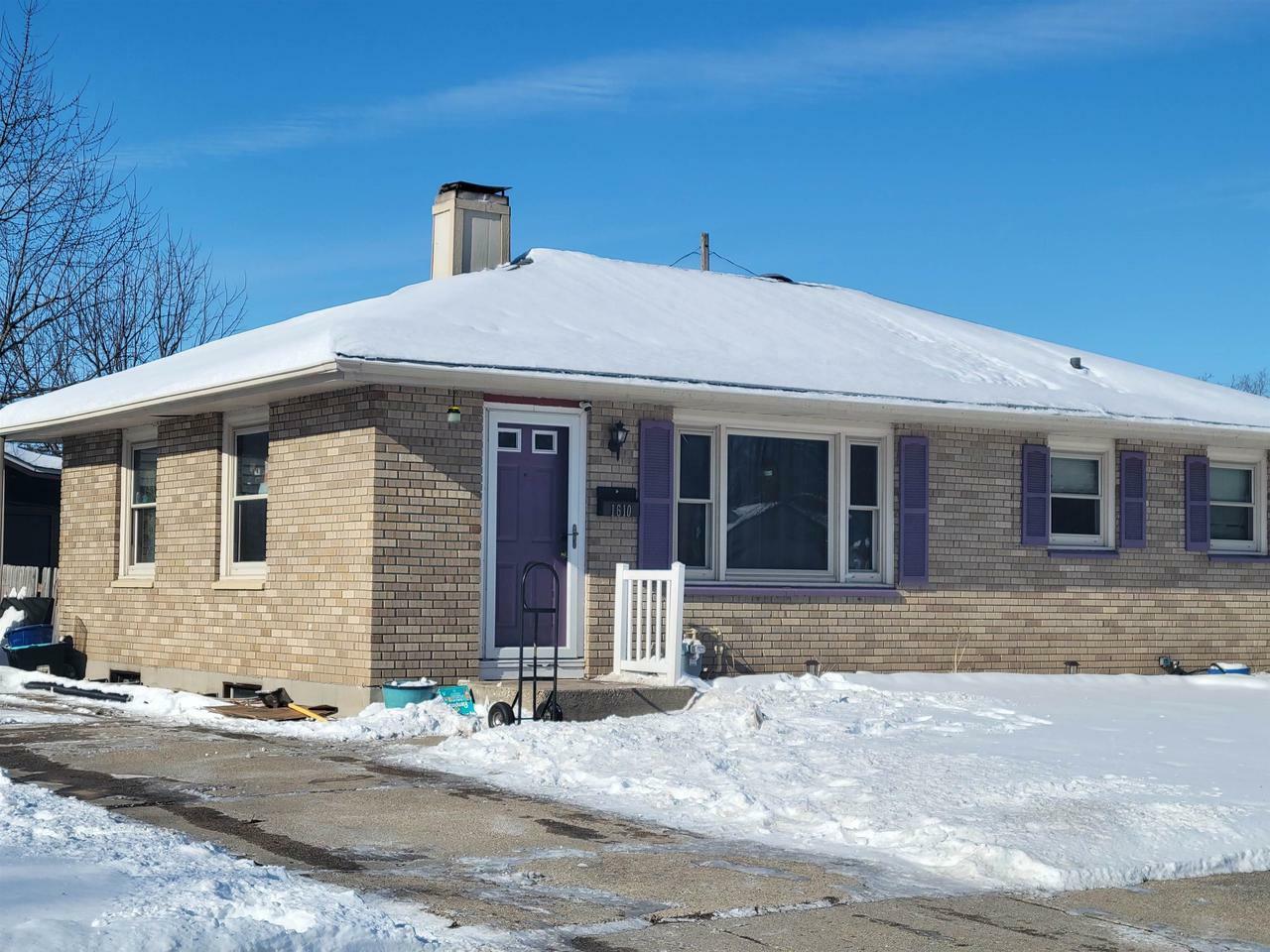 1610 Pershing Pl  Janesville WI 53545 photo