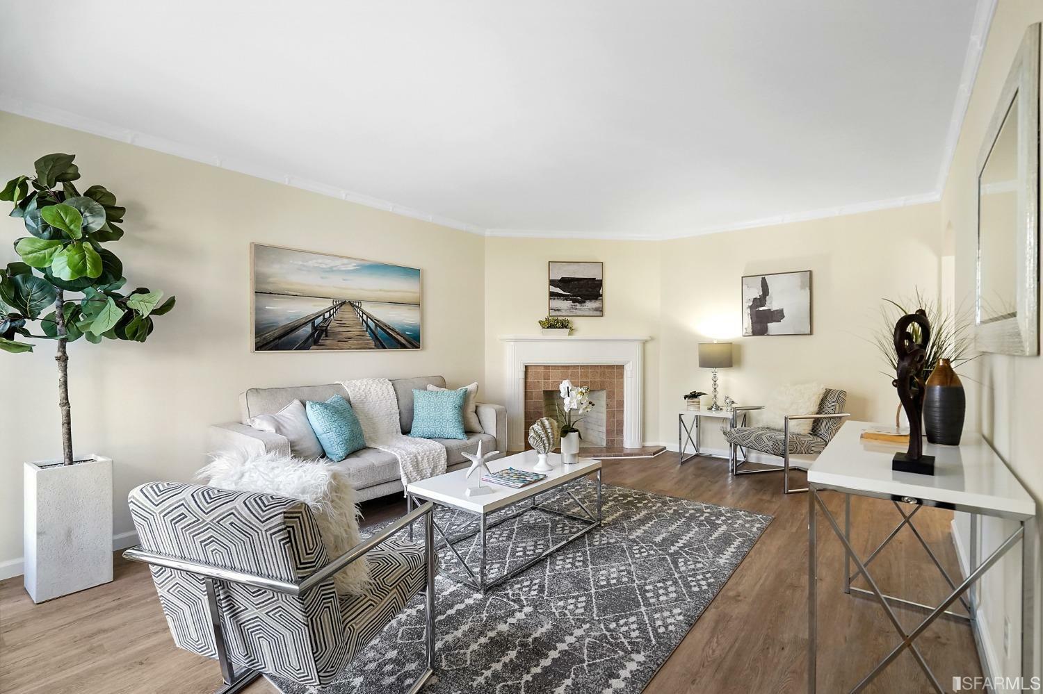 Property Photo: 127 Teddy Avenue CA 94134