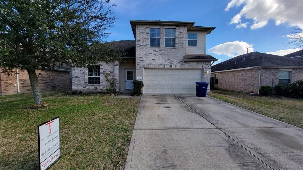 Property Photo: 1118 Rosebay Road TX 77521