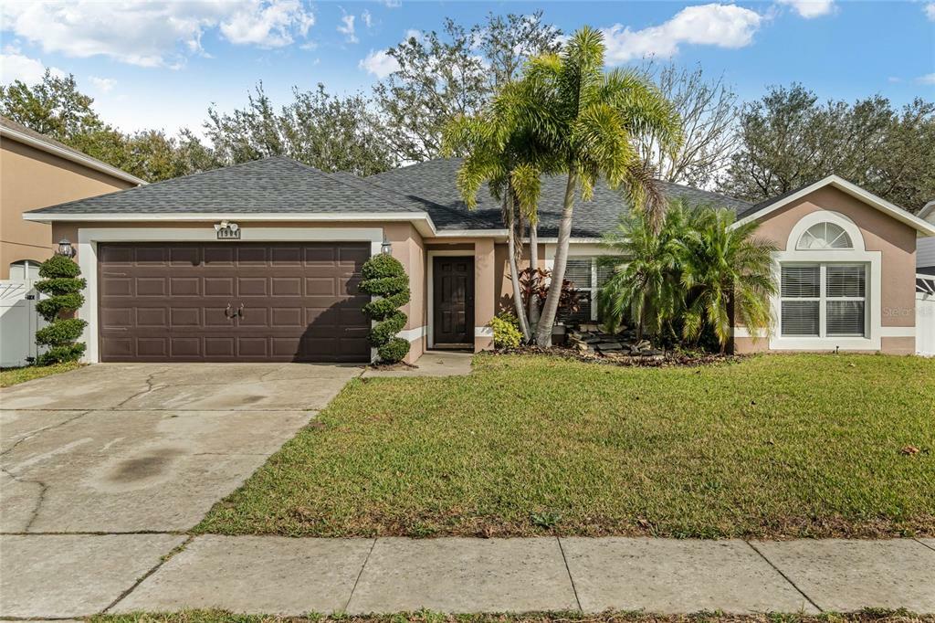 Property Photo:  1904 Lochshyre Loop  FL 34761 