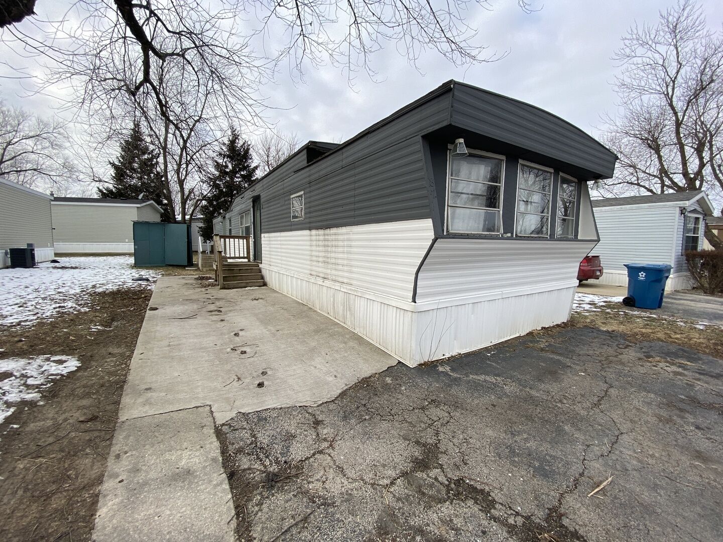 Property Photo: 87 Big Chief Drive IL 60914
