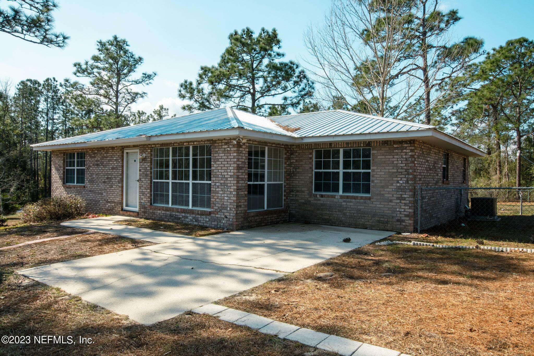 Property Photo:  7700 Oak Drive  FL 32656 