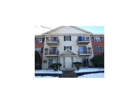 Property Photo:  1 Oak Hill Lane U102  NH 03062 