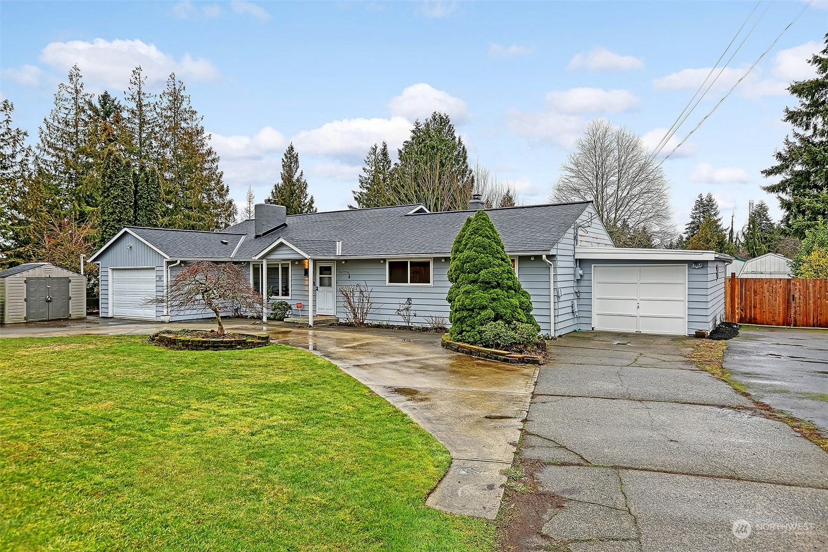 Property Photo: 121 Union Avenue SE WA 98059