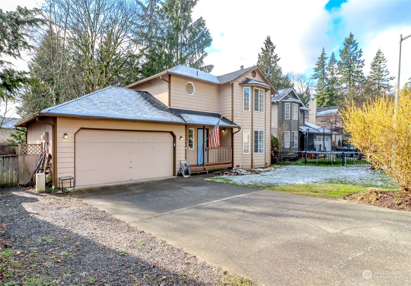 Property Photo:  9218 15th Street SE  WA 98258 