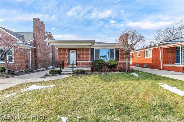 Property Photo:  23409 Easterling Avenue  MI 48030 