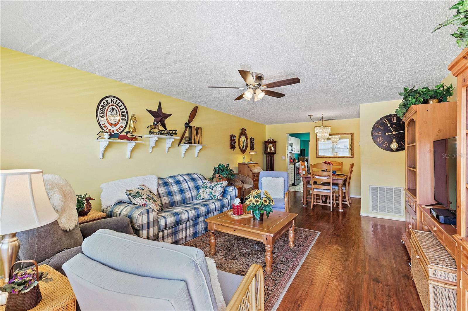 Property Photo: 5705 80th Street N 214 FL 33709