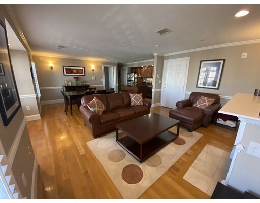 Property Photo: 366 Dorchester St 4 MA 02127