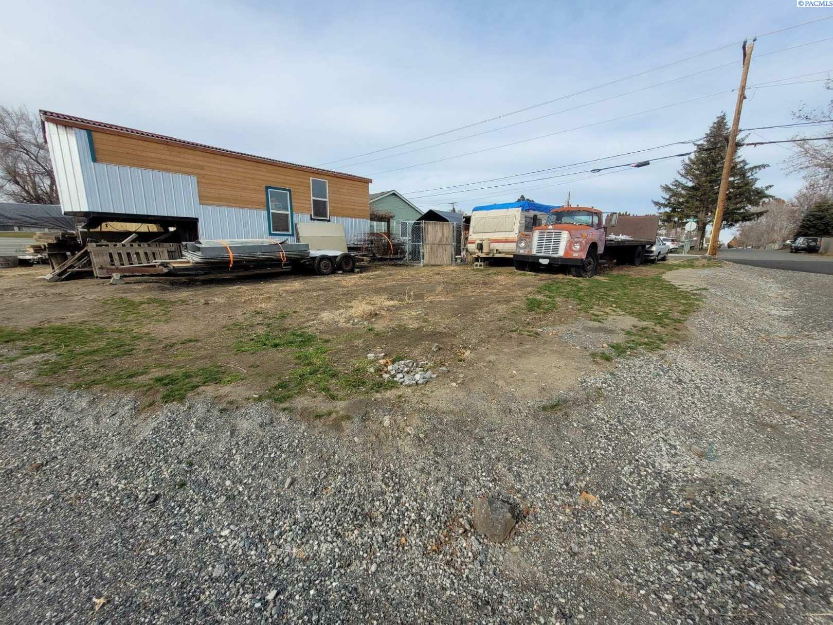 Nka Deer Street  West Richland WA 99353 photo
