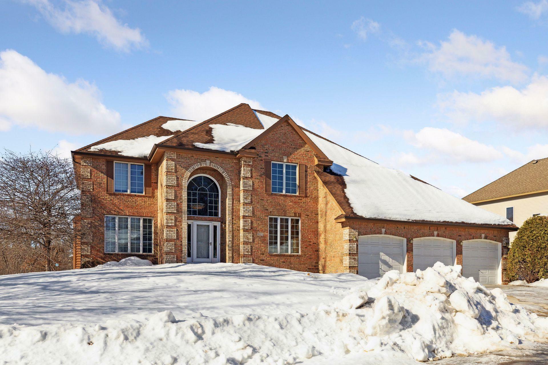 Property Photo: 4115 Dallas Lane N MN 55446