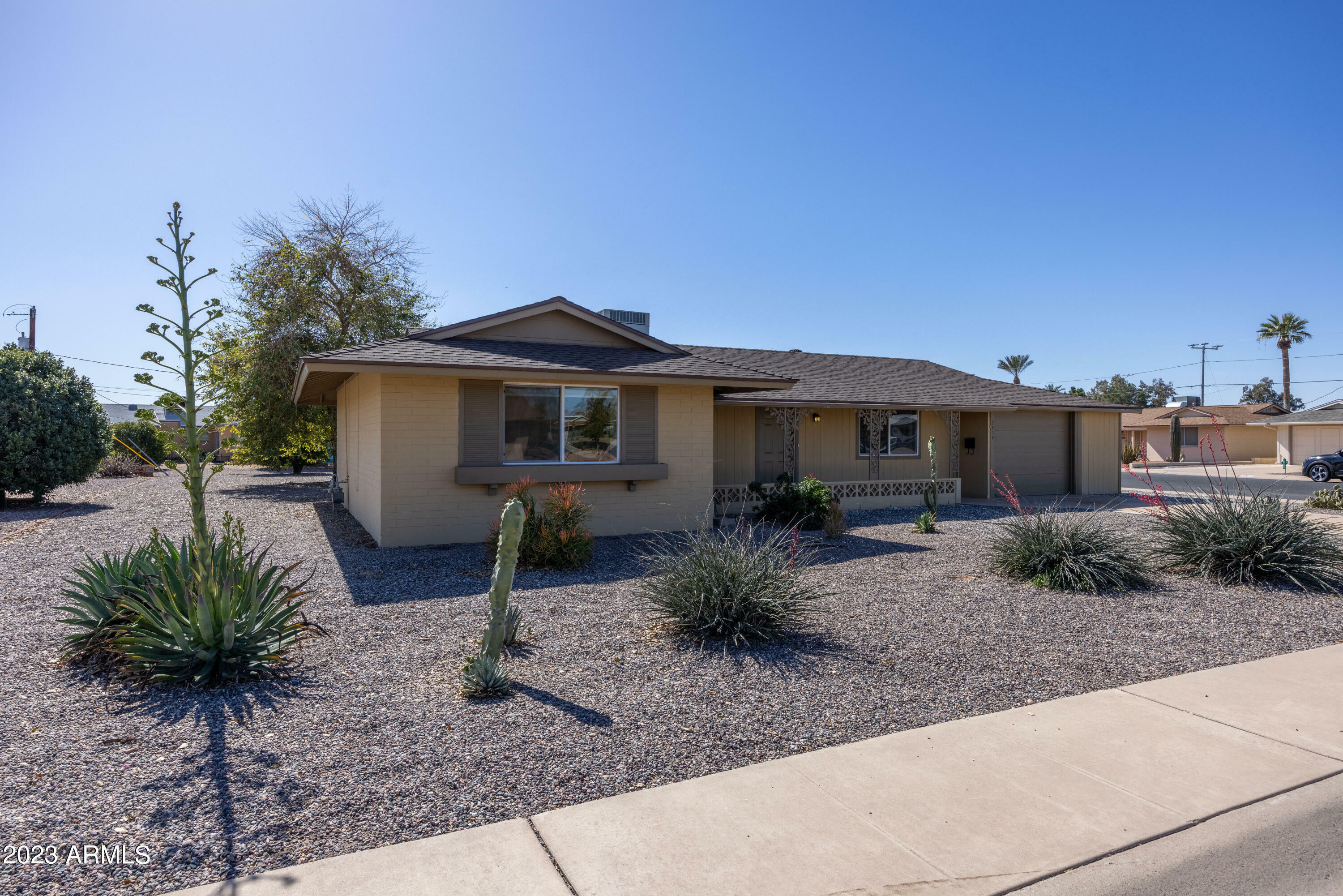 Property Photo:  9939 W Pinehurst Drive  AZ 85351 