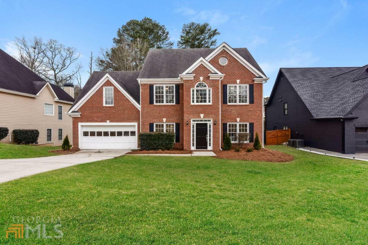 Property Photo:  365 Sweet Ivy Lane  GA 30043 