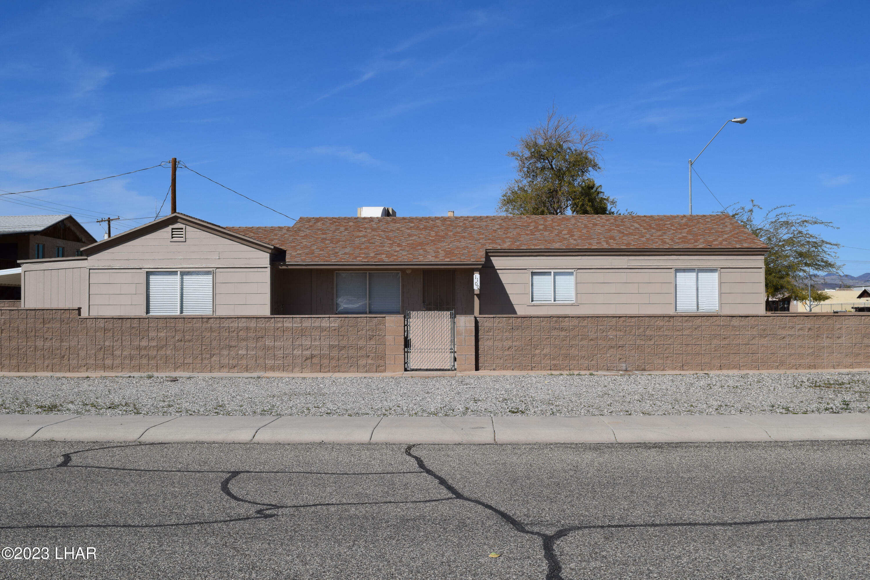 Property Photo:  1100 W 15th St  AZ 85344 