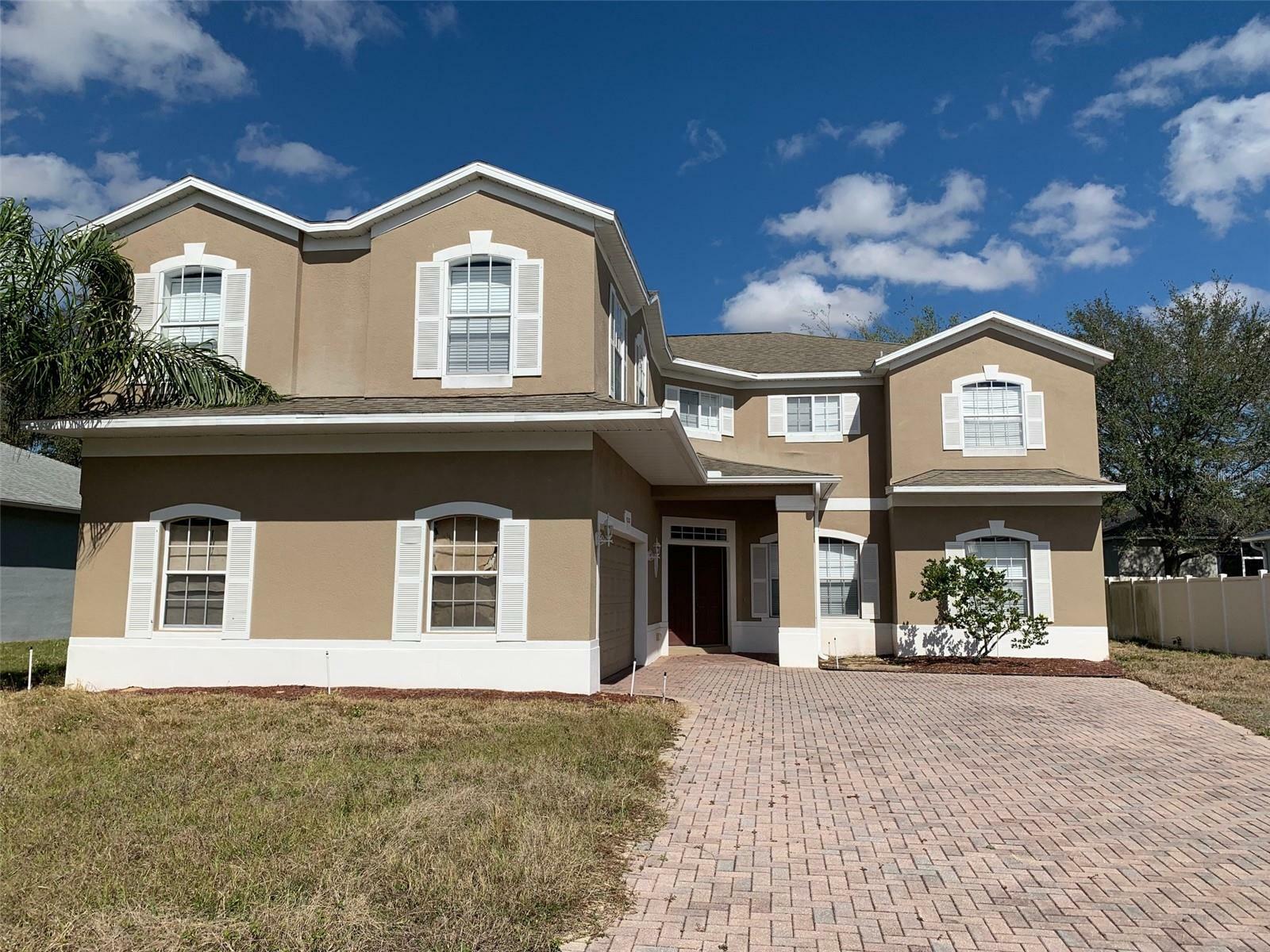 Property Photo:  5238 Cape Hatteras Drive  FL 34714 