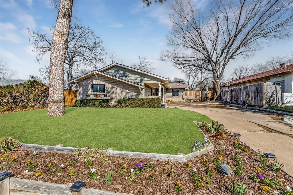 Property Photo:  4354 Birch Drive  TX 75150 