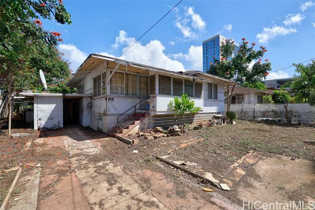 Property Photo:  1140 Elm Street  HI 96814 