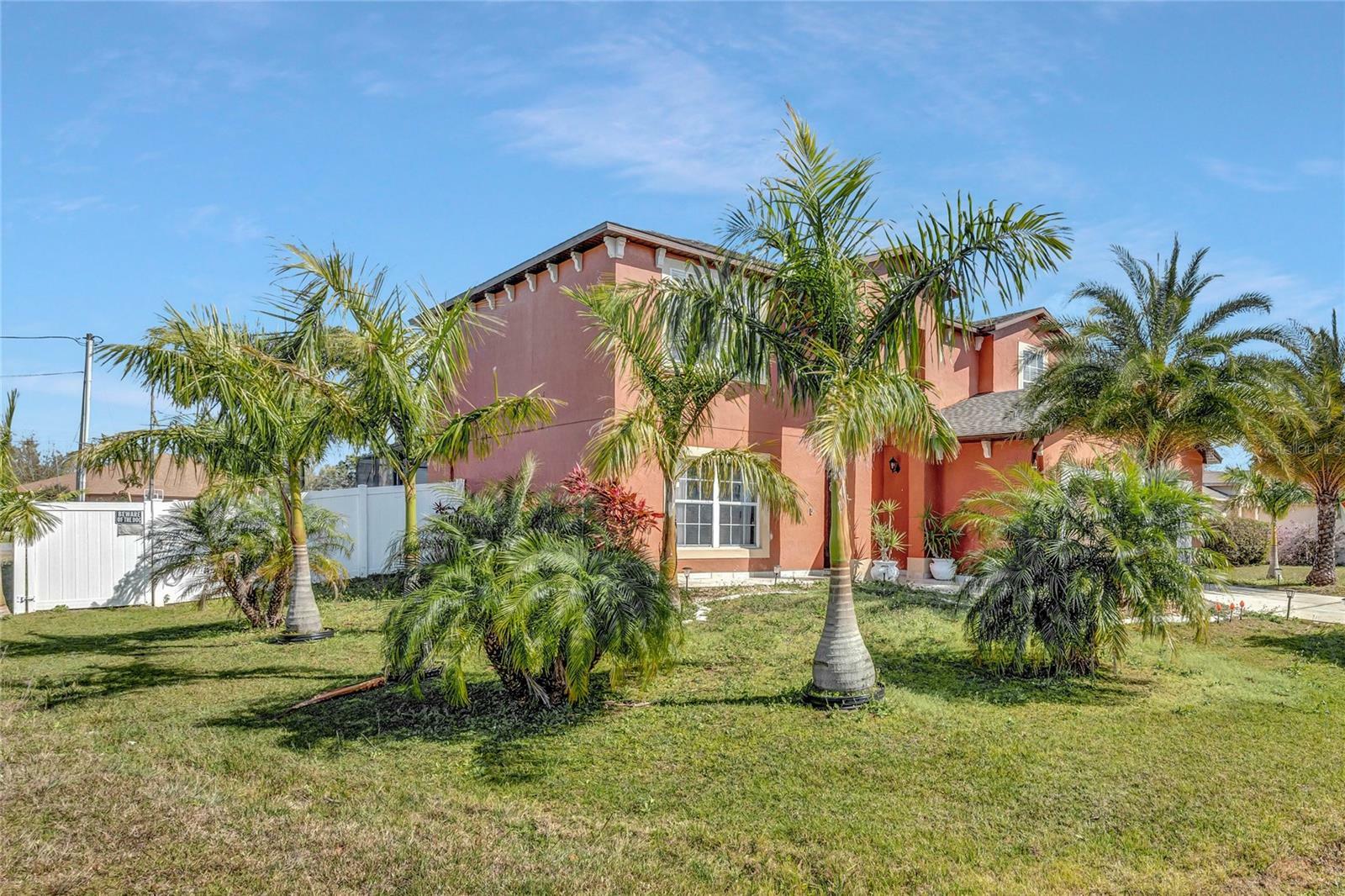 Property Photo:  1152 Orne Court  FL 34759 