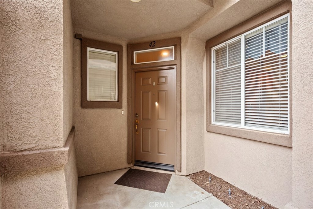 Property Photo:  42 Red Bud  CA 92656 