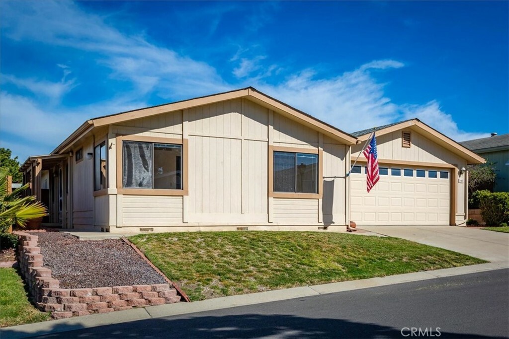 Property Photo:  947 S Ridge View Drive  CA 93455 