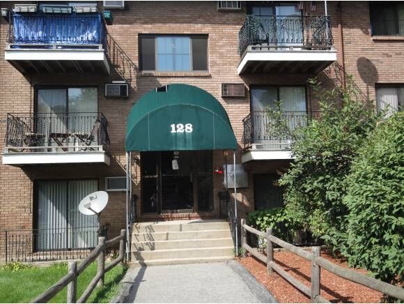 Property Photo: 128 Mammoth Road 103 NH 03106