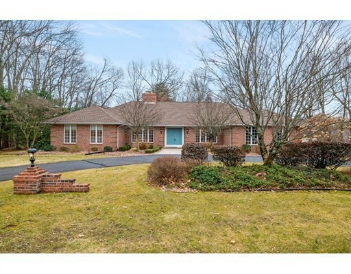 Property Photo: 4 Briar Cliff Dr MA 01095