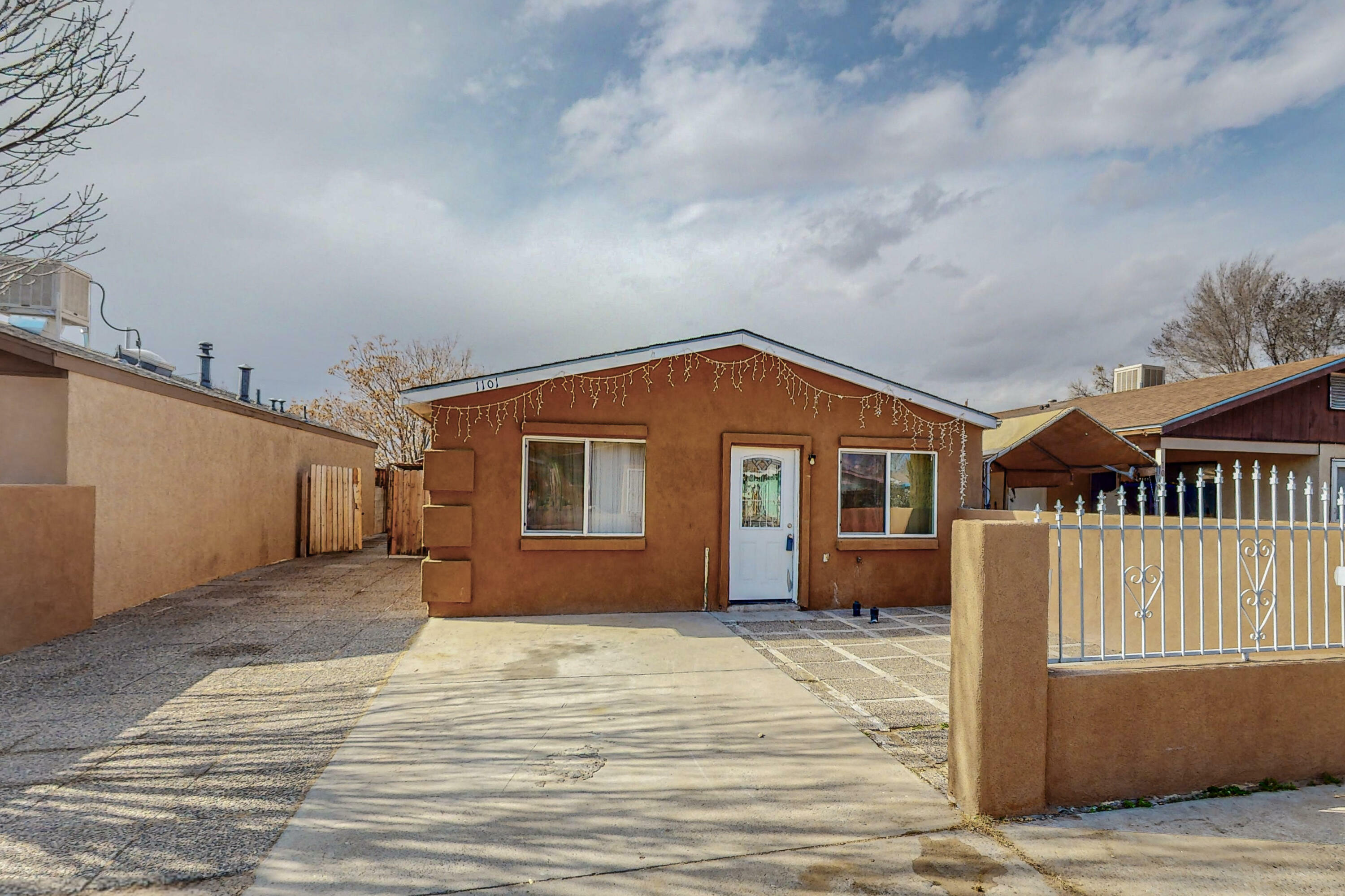 Property Photo:  1101 Sawmill Road  NM 87004 