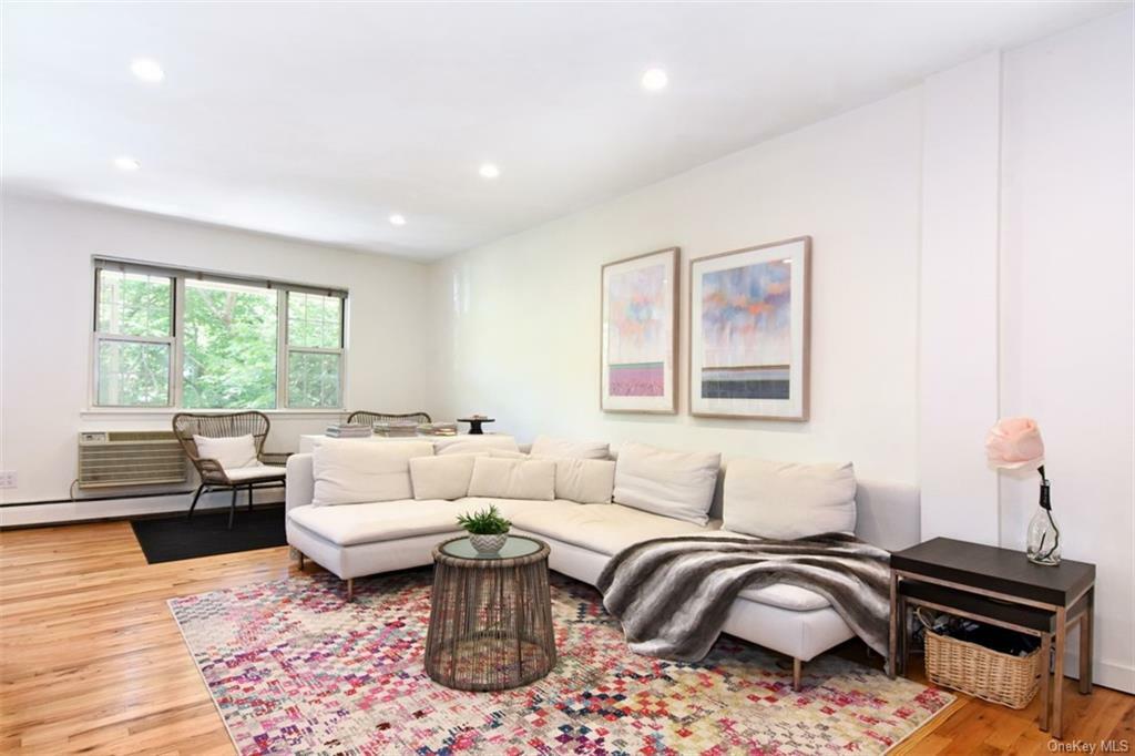 Property Photo:  445 Broadway 1Q  NY 10706 