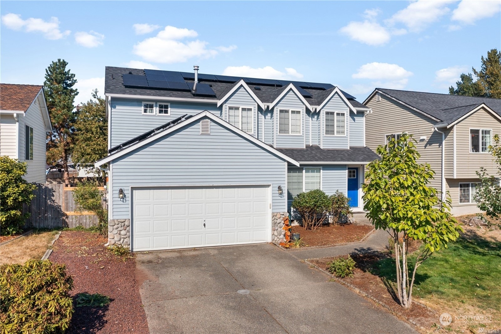 Property Photo: 8707 204th Street Ct E WA 98387