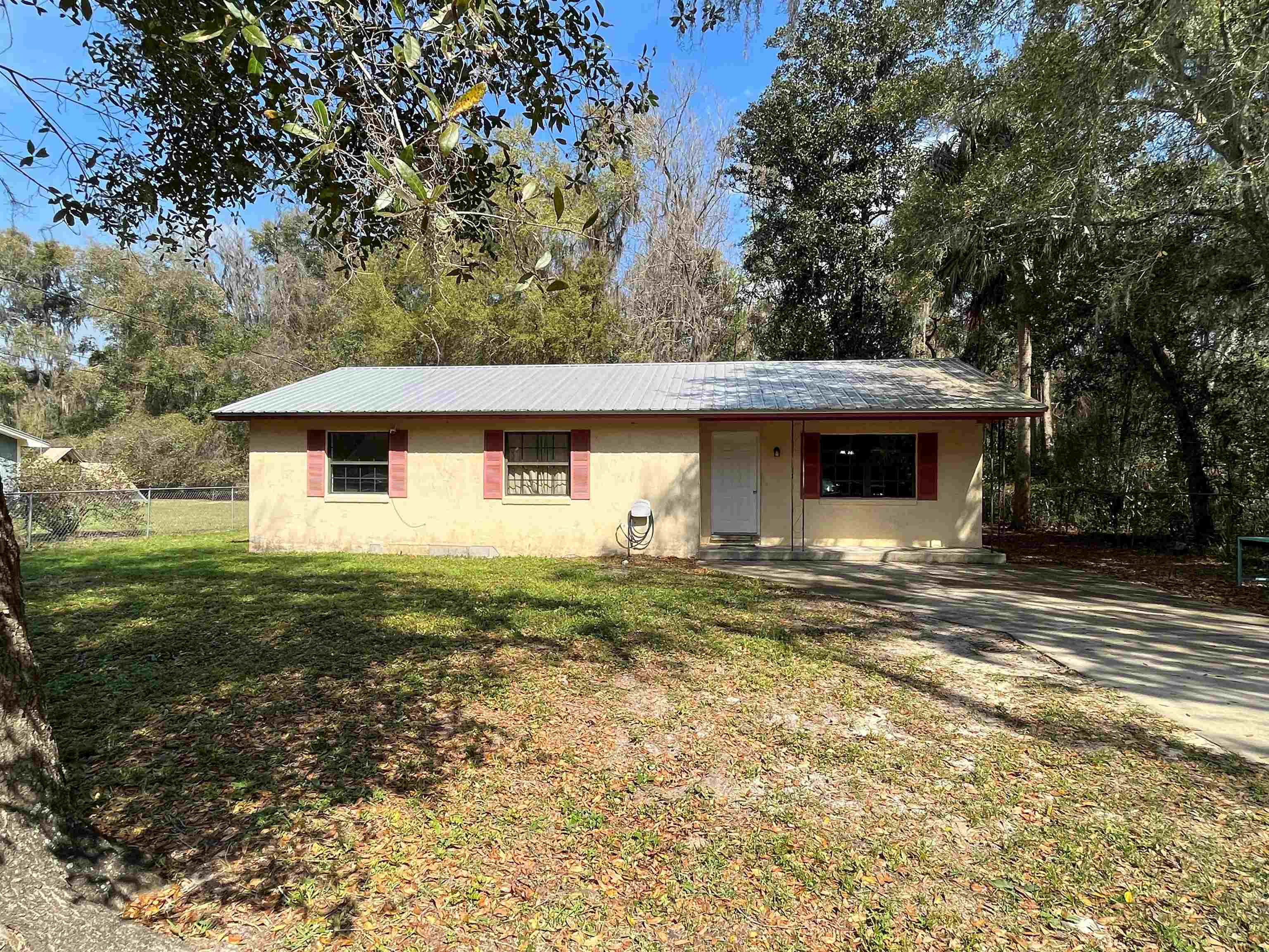 Property Photo:  112 Woodlawn Rd  FL 32189 