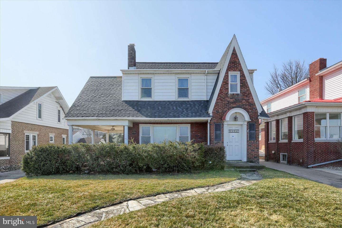Property Photo:  406 N Front Street  PA 17043 