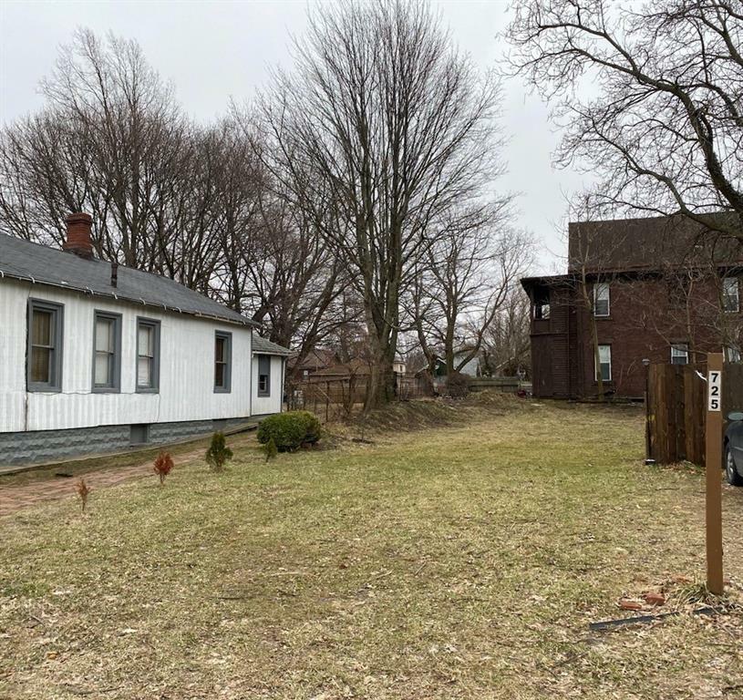 Property Photo:  725 W 4th Street  PA 16507 