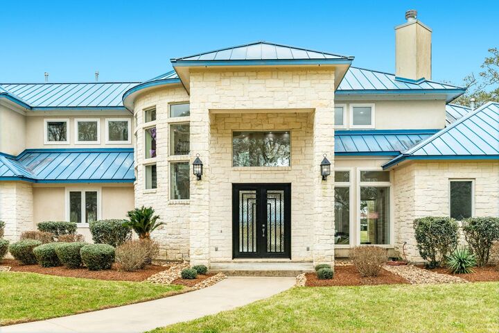 Property Photo:  3147 County Road 510B  TX 77422 