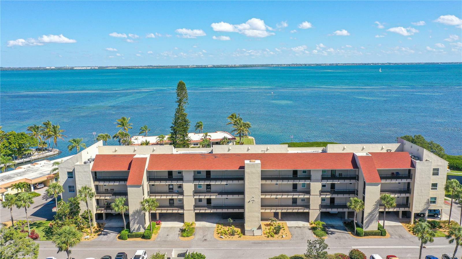 Property Photo:  4960 Gulf Of Mexico Drive 306  FL 34228 