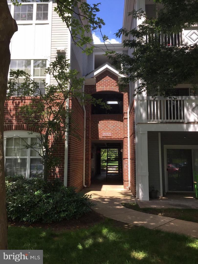 20322 Beechwood Terrace 203  Ashburn VA 20147 photo