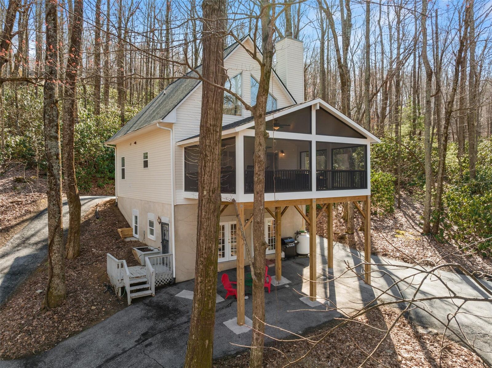 Property Photo: 772 Haven Drive NC 28773