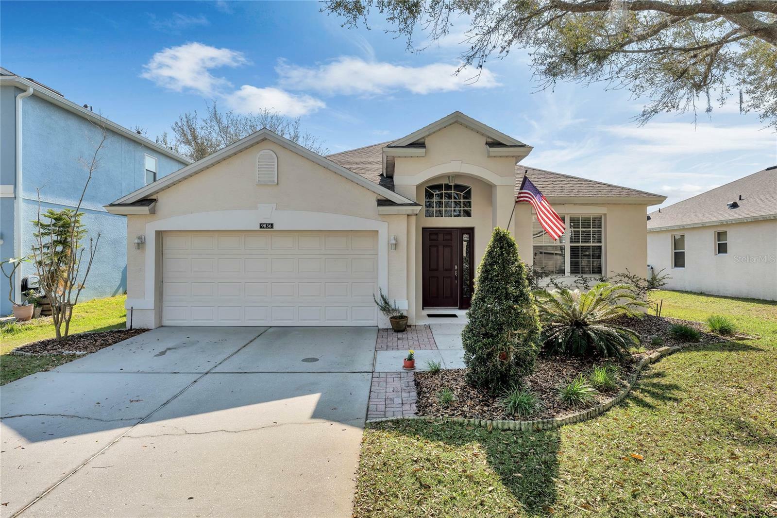 Property Photo:  9836 Secret Cove Lane  FL 32832 