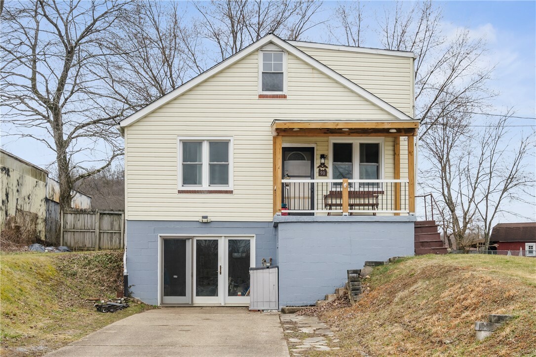 Property Photo:  90 Dellenbaugh Rd  PA 15084 